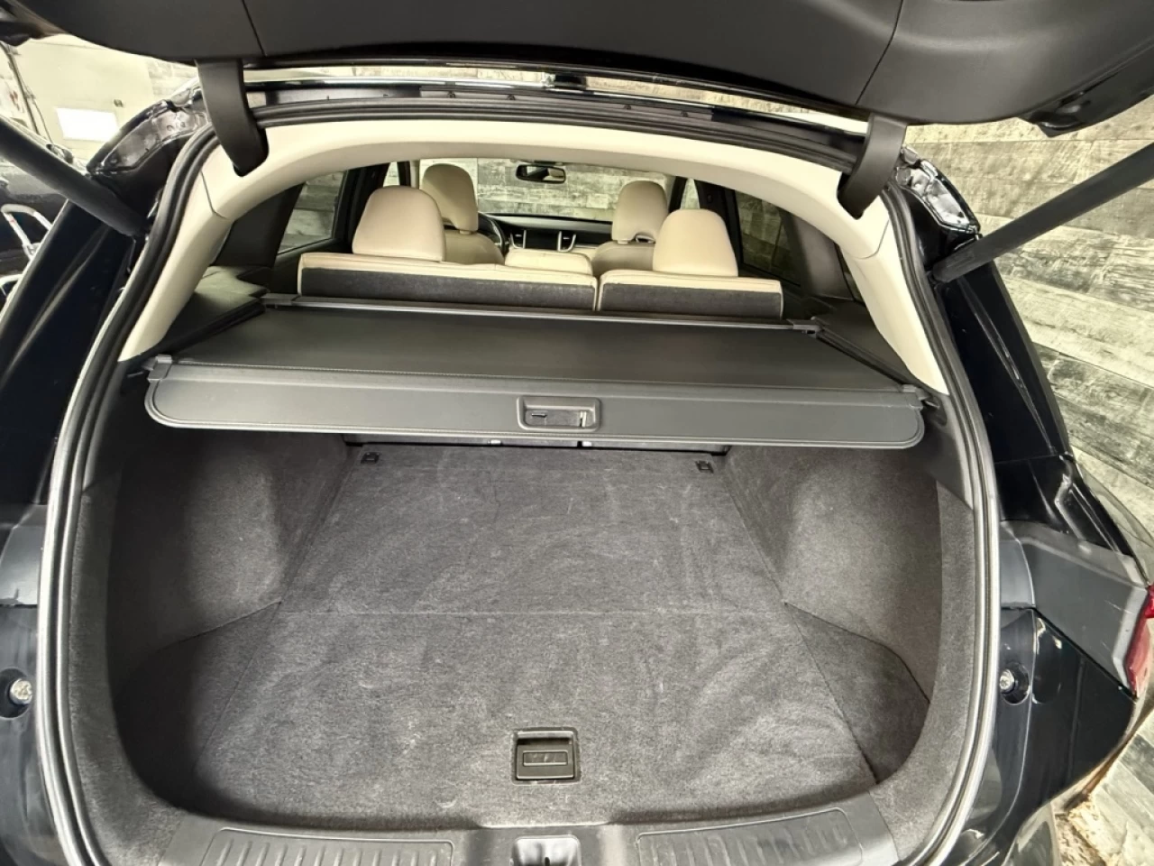 2019 Infiniti QX50 Luxe AWD CUIR TOIT PANO NAV ** APPROUVÉ À 99.9% ** Image principale