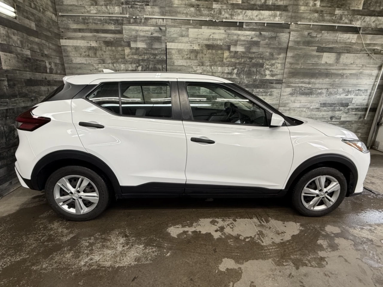 2022 Nissan Kicks S Bluetooth commande au volant cam de recul **Appr Image principale