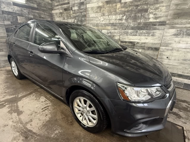 Chevrolet Sonic LT Auto Apple carplay/Android **Approuvé à 99.9%** 2018