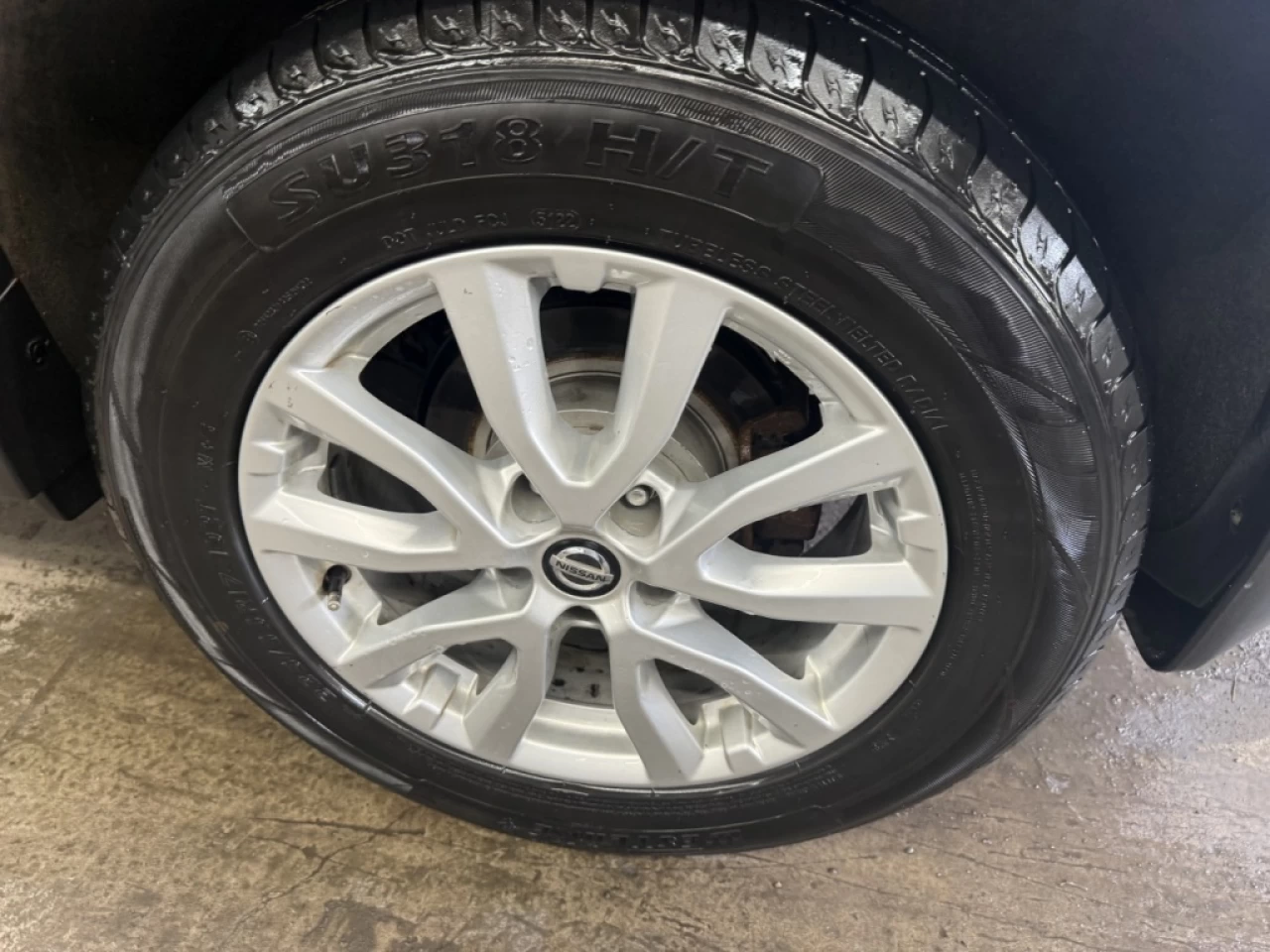 2019 Nissan Rogue SV AWD TOIT PANO CAM DE RECUL** APPROUVÉ À 99.9% * Image principale