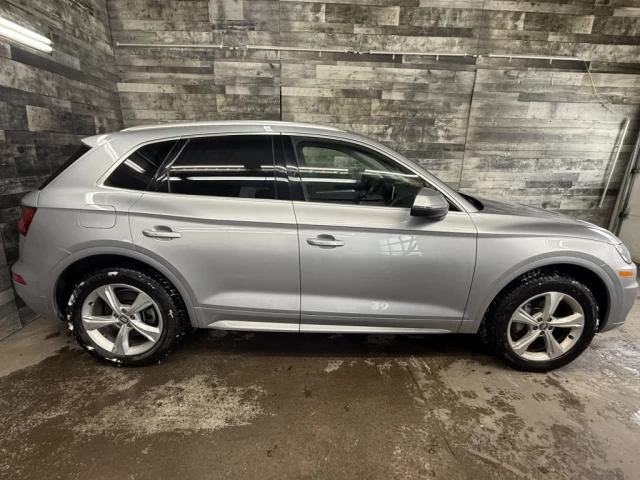 Audi Q5 Progressiv AWD TOIT PANO NAV **APPROUVÉ À 99.9%** 2018