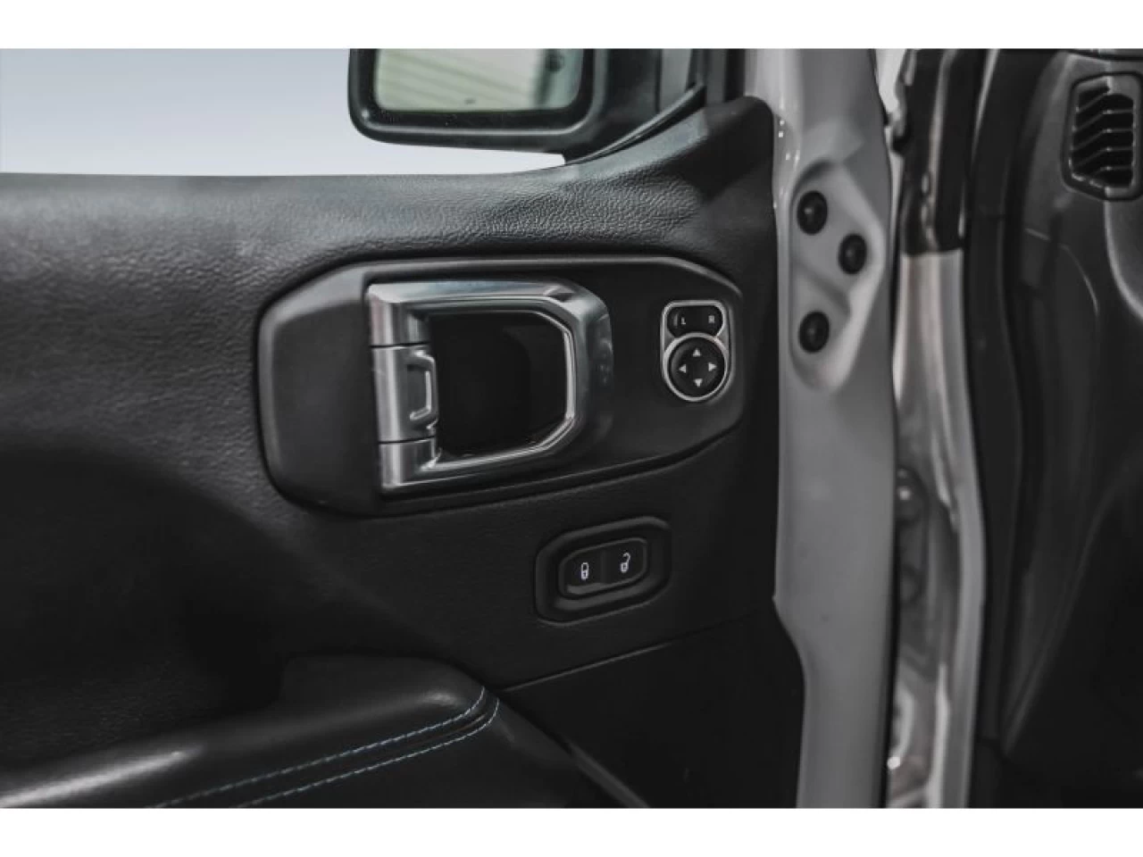 2023 Jeep Wrangler 4XE Rubicon CUIR GROUPE REMORQUAGE Image principale