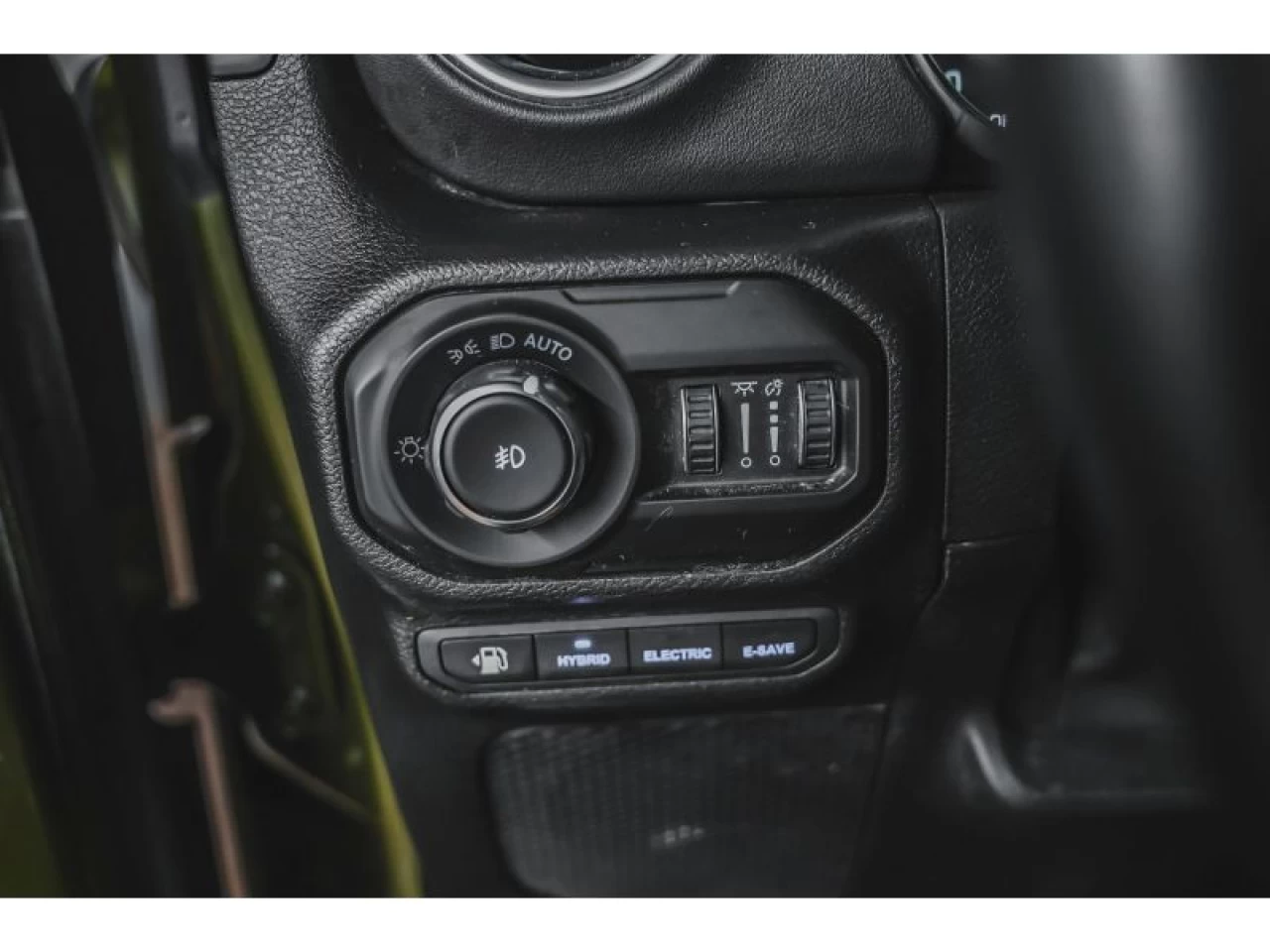 2021 Jeep Wrangler 4XE Unlimited Sahara 4x4 GROUPE REMORQUAGE Main Image