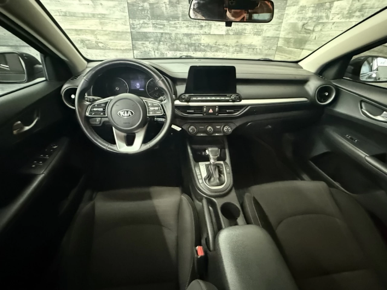 2020 Kia Forte LX Sieges chauffant Bluetooth **ApprouvÉe 99,9%** Image principale