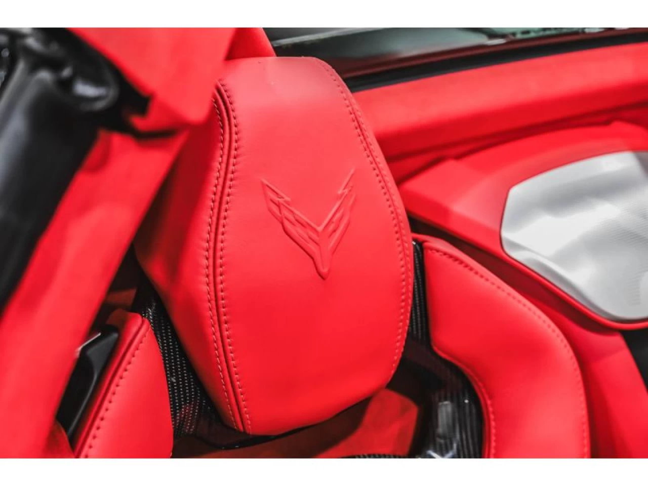 2025 Chevrolet Corvette CONVERTIBLE 3LT Z51 PACKAGE Main Image