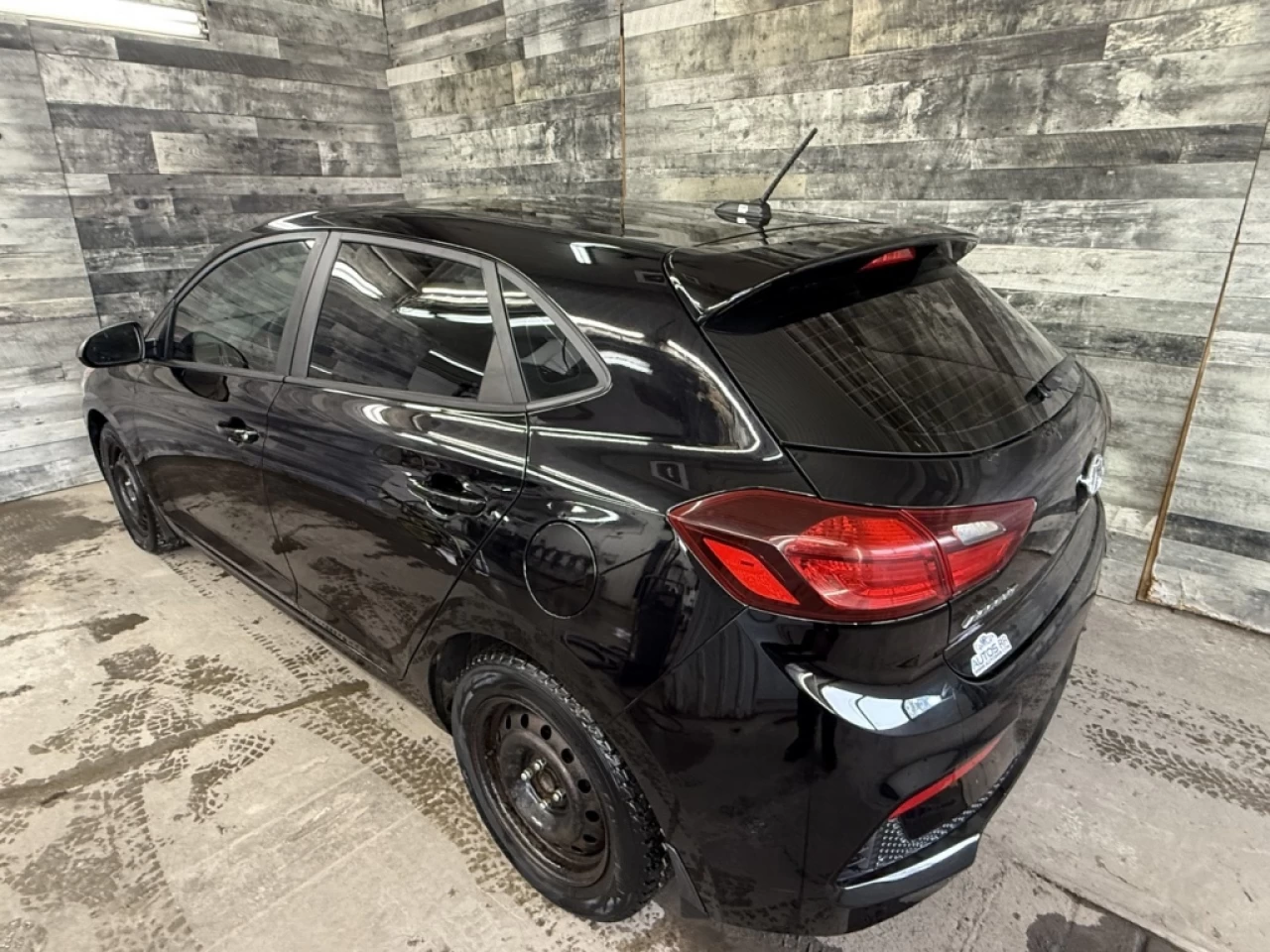 2019 Hyundai Accent Ultimate Bluetooth Volant et sieges chauffant **AP Image principale