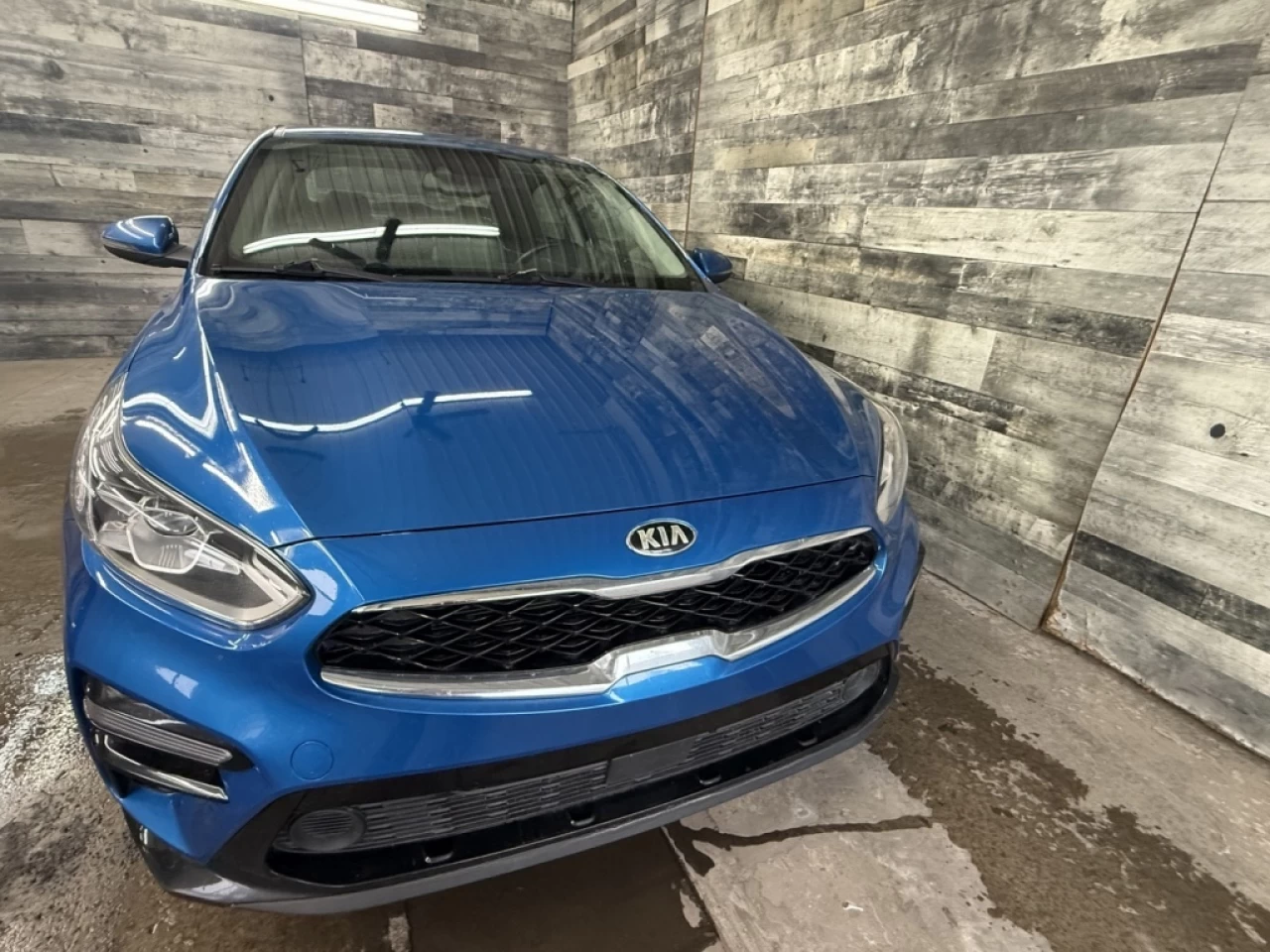 2021 Kia Forte EX Apple CarPlay, Toit, Bluetooth ** APPROUVÉ À 99 Image principale