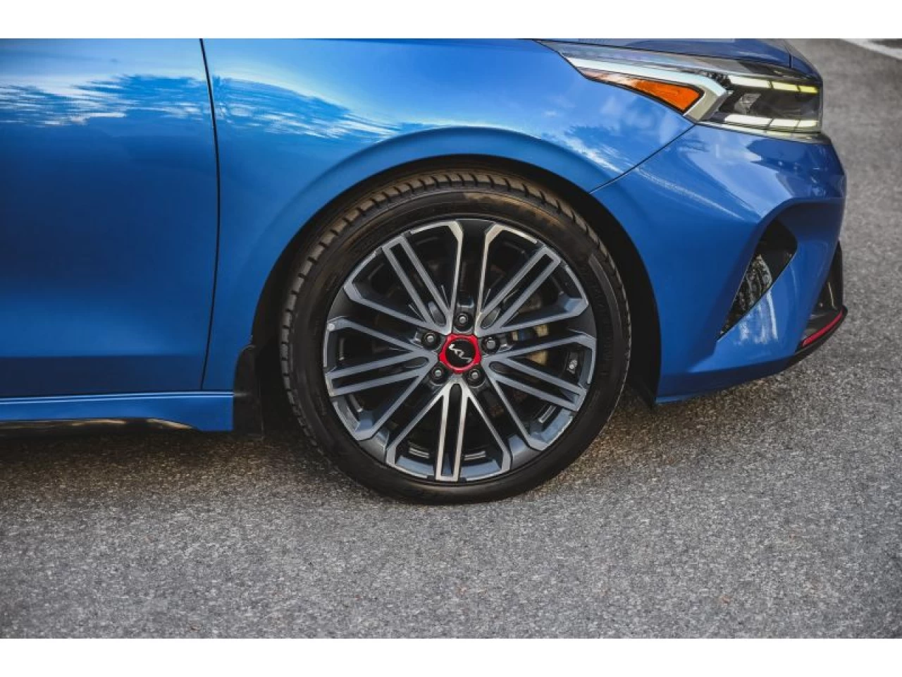 2022 Kia Forte GT Limited DCT CUIR TOIT OUVRANT Main Image