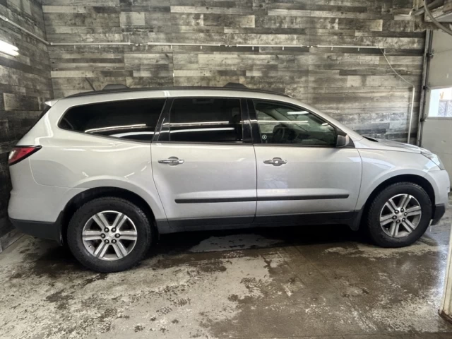 Chevrolet Traverse 8 PASS AWD BLUETOOTH CAM DE RECUL ***APPROUVÉE 99. 2017