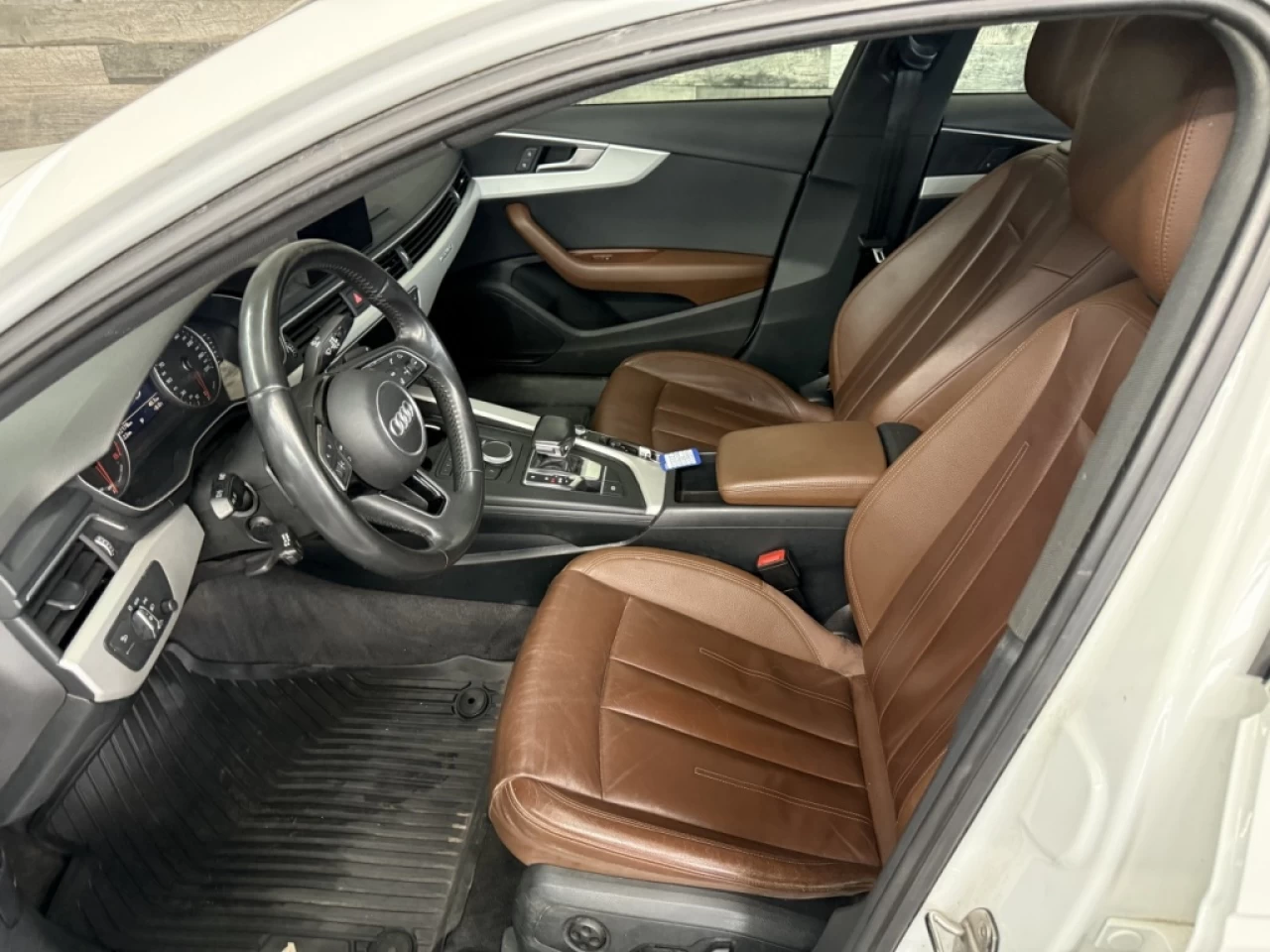 2019 Audi berline A4 Komfort Toit Cuir Sieges chauffant Bluetooth**Appr Image principale