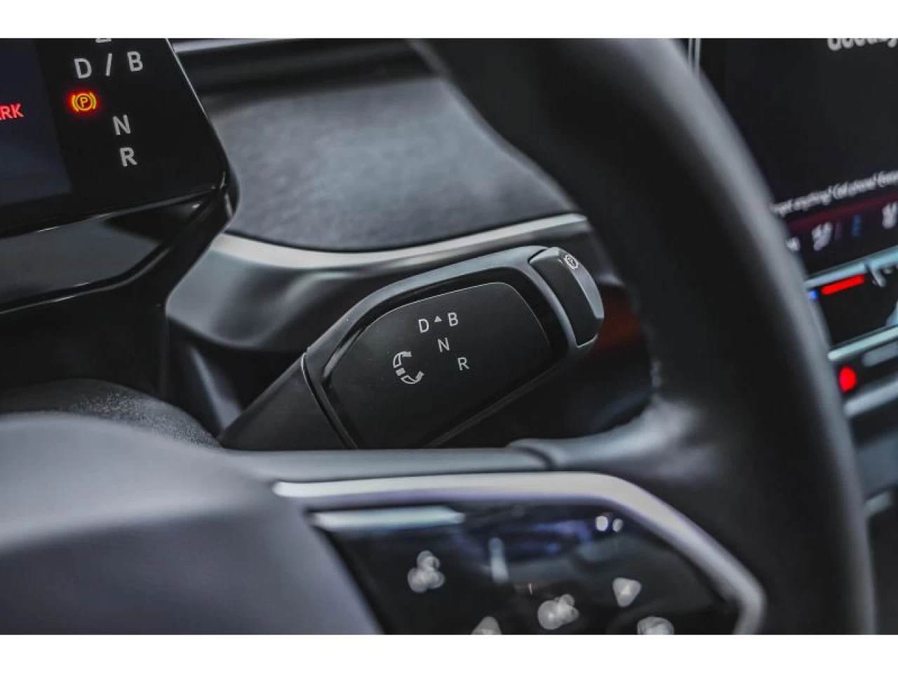 2025 Volkswagen ID. Buzz 1st Edition 4MOTION TOIT PANORAMIQUE Main Image