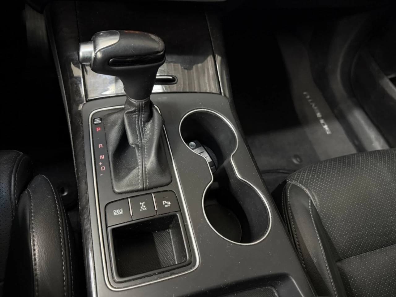 2018 Kia Sorento EX Turbo AWD CUIR **APPROUVÉ À 99.9%** Image principale