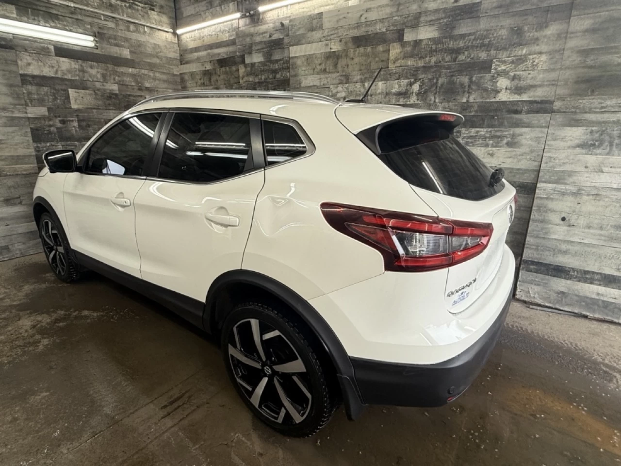 2020 Nissan Qashqai SL AWD CUIR TOIT NAV **APPROUVÉ À 99.9%** Image principale