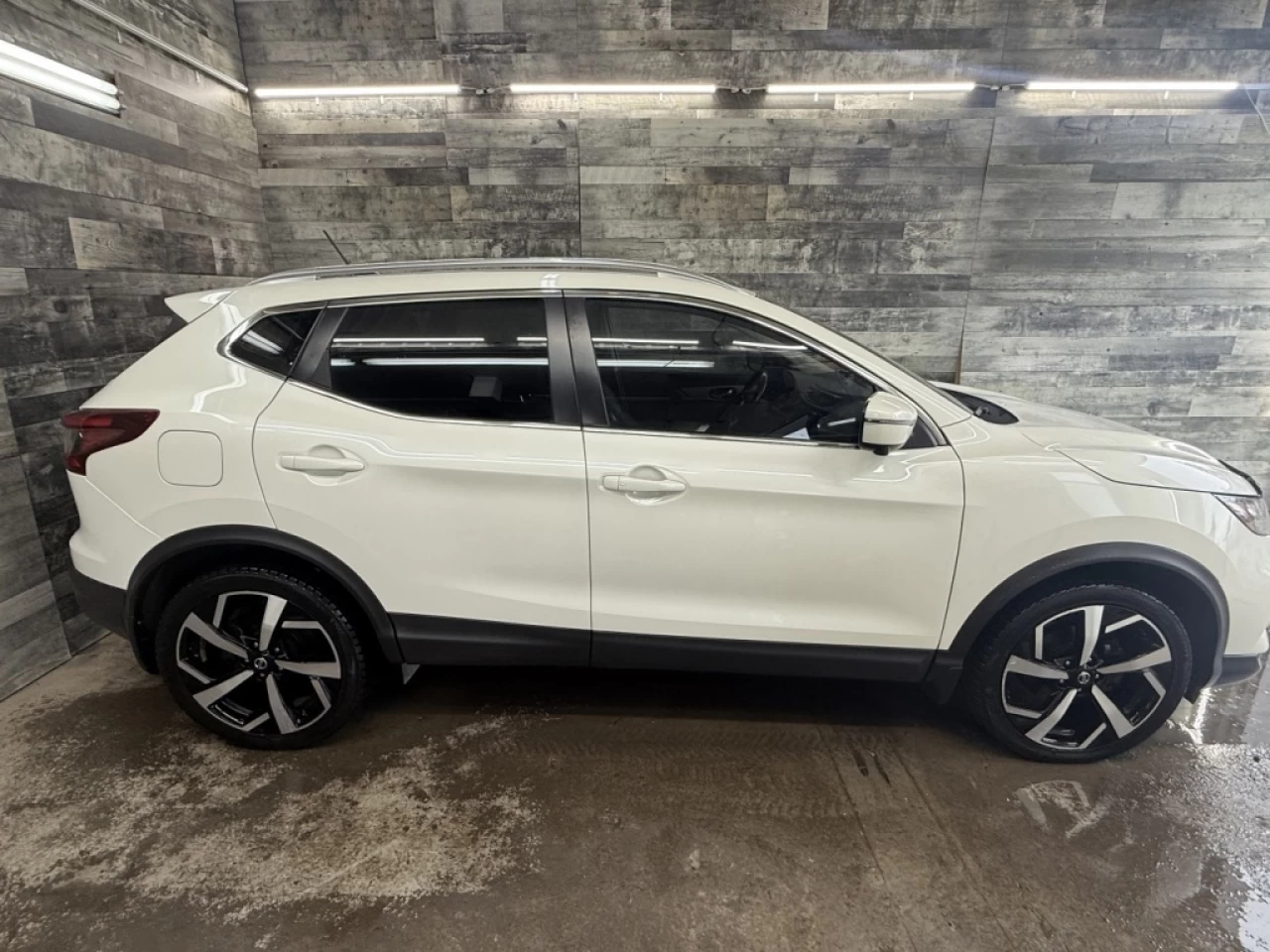 2020 Nissan Qashqai SL AWD CUIR TOIT NAV **APPROUVÉ À 99.9%** Image principale