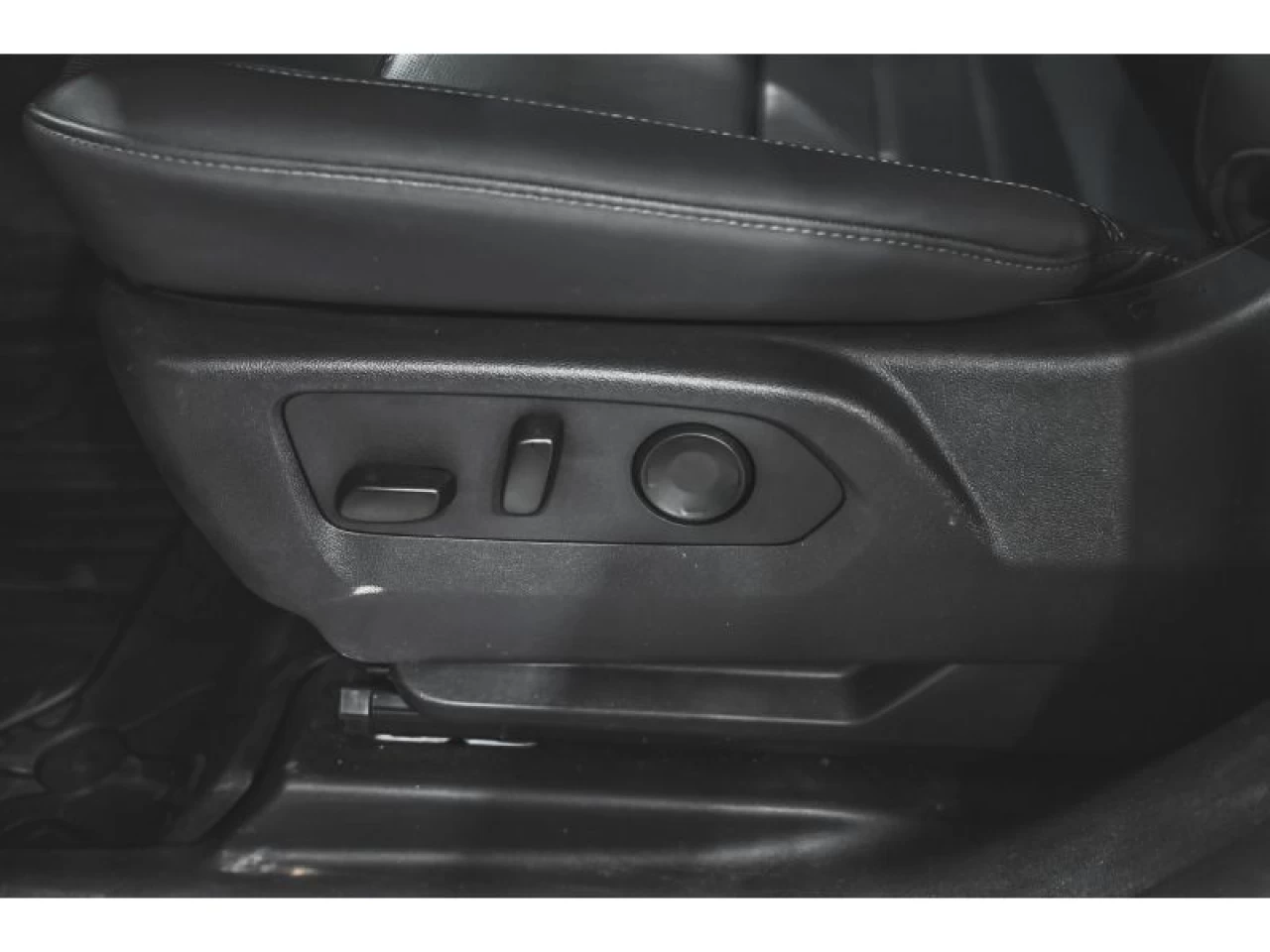 2024 GMC HUMMER EV SUV e4WD 4dr 3X Main Image