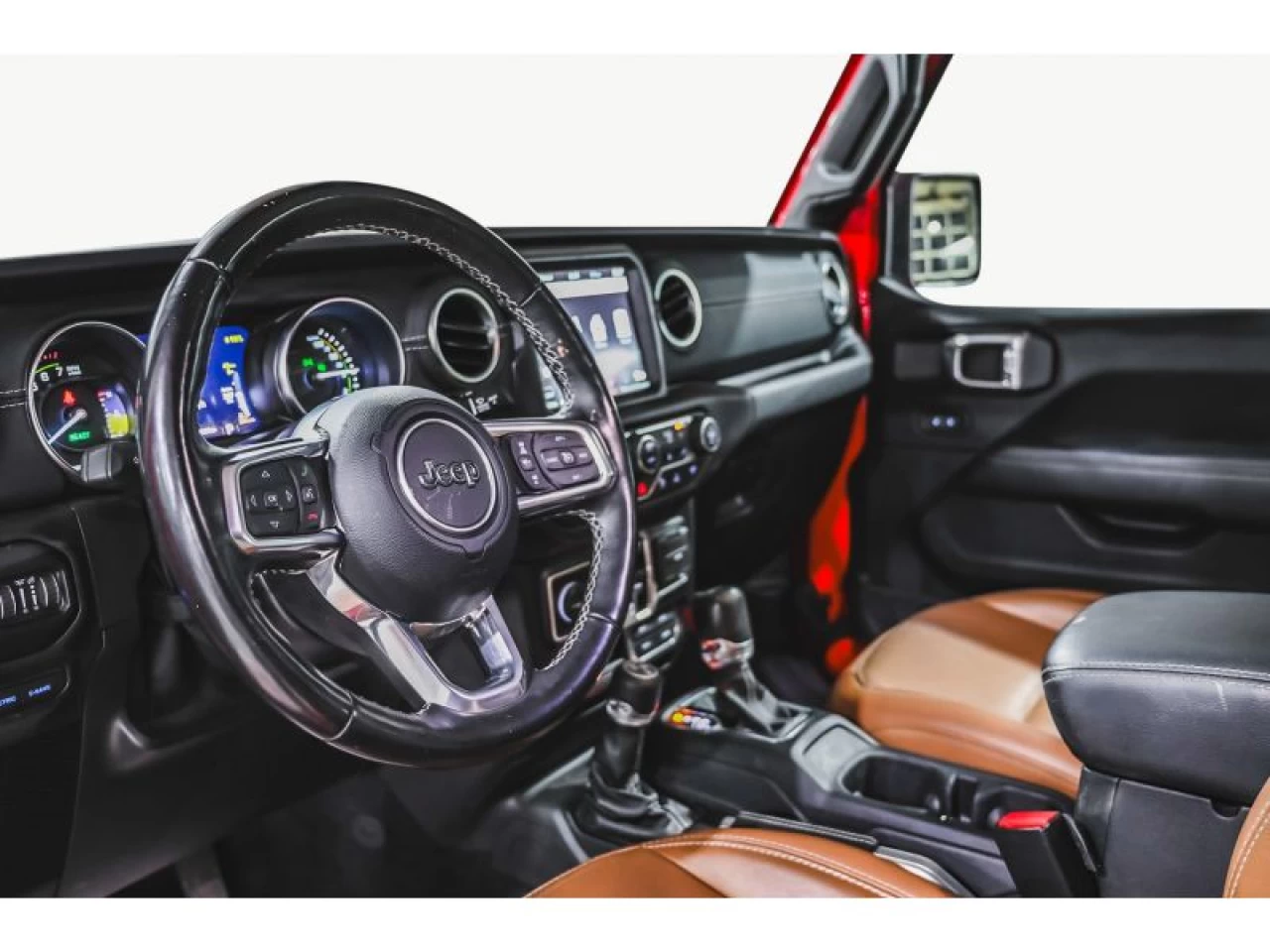 2021 Jeep Wrangler 4XE Unlimited Sahara 4x4 GROUPE REMORQUAGE 2 TOITS Main Image