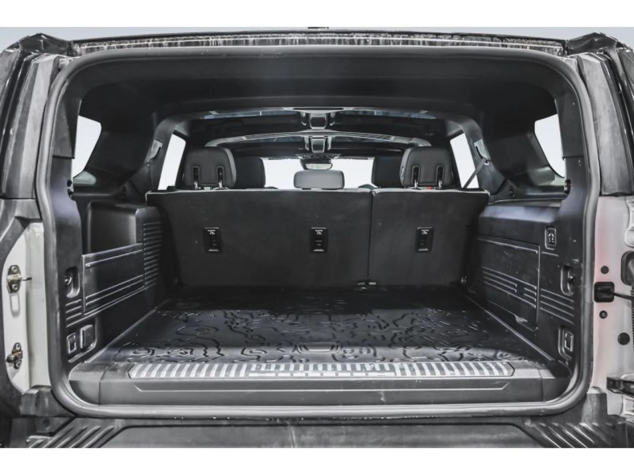 2024 GMC HUMMER EV SUV e4WD 4dr 3X Main Image