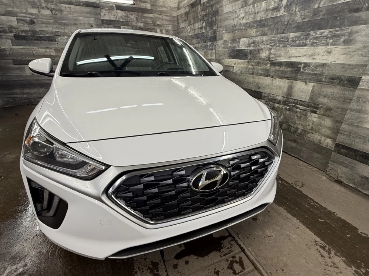 2020 Hyundai Ioniq PrivilÉgiÉ HYBRIDE APPLE CAR PLAY NAV **APPROUVÉE Image principale