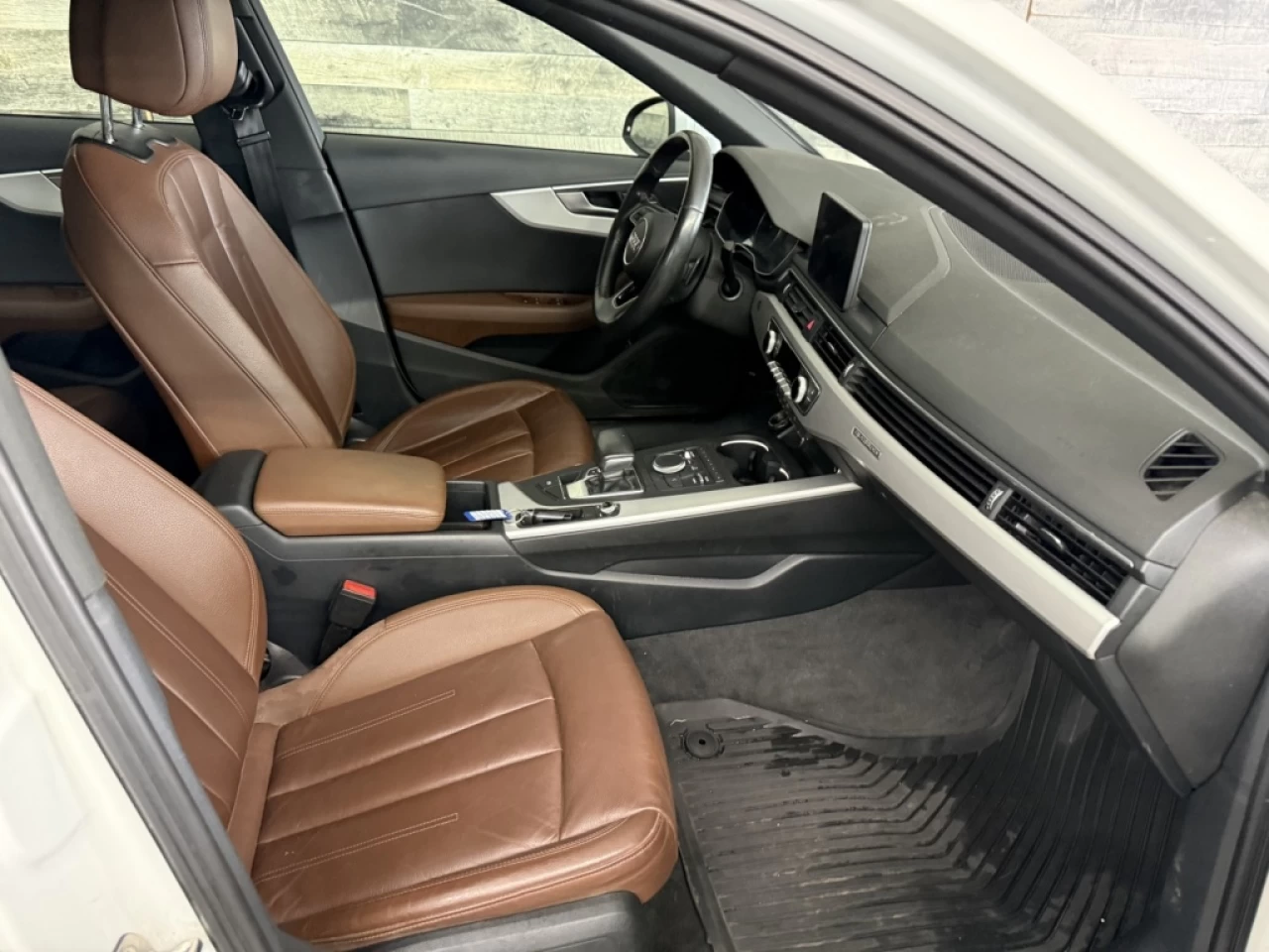 2019 Audi berline A4 Komfort Toit Cuir Sieges chauffant Bluetooth**Appr Image principale