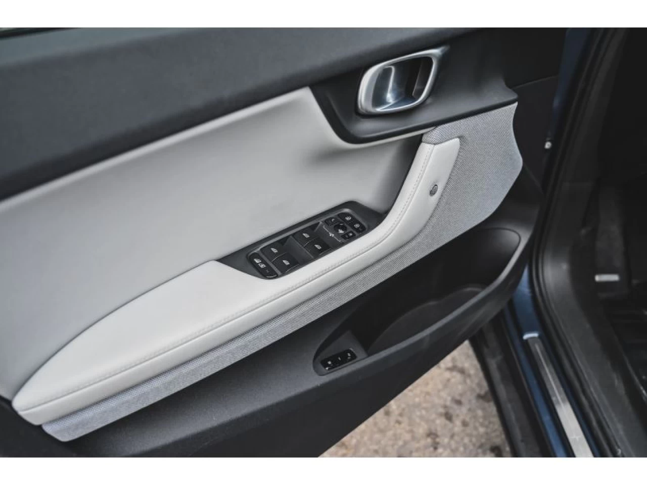2024 Polestar 2 Long Range Dual Motor Performance Plus Image principale