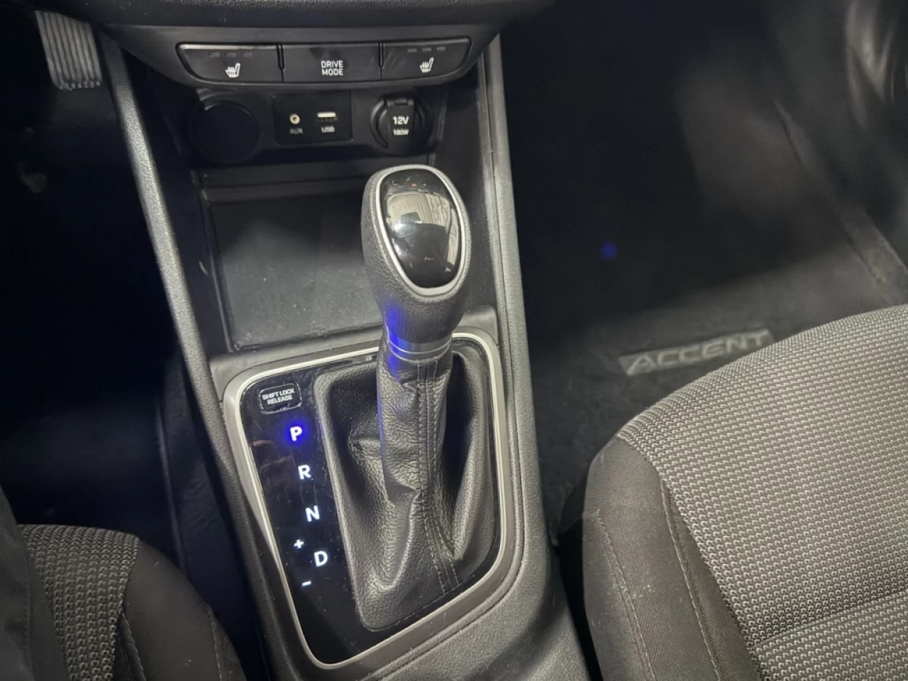2019 Hyundai Accent PrivilÉgiÉ Auto Bluetooth sieges chauffant **Appro Image principale