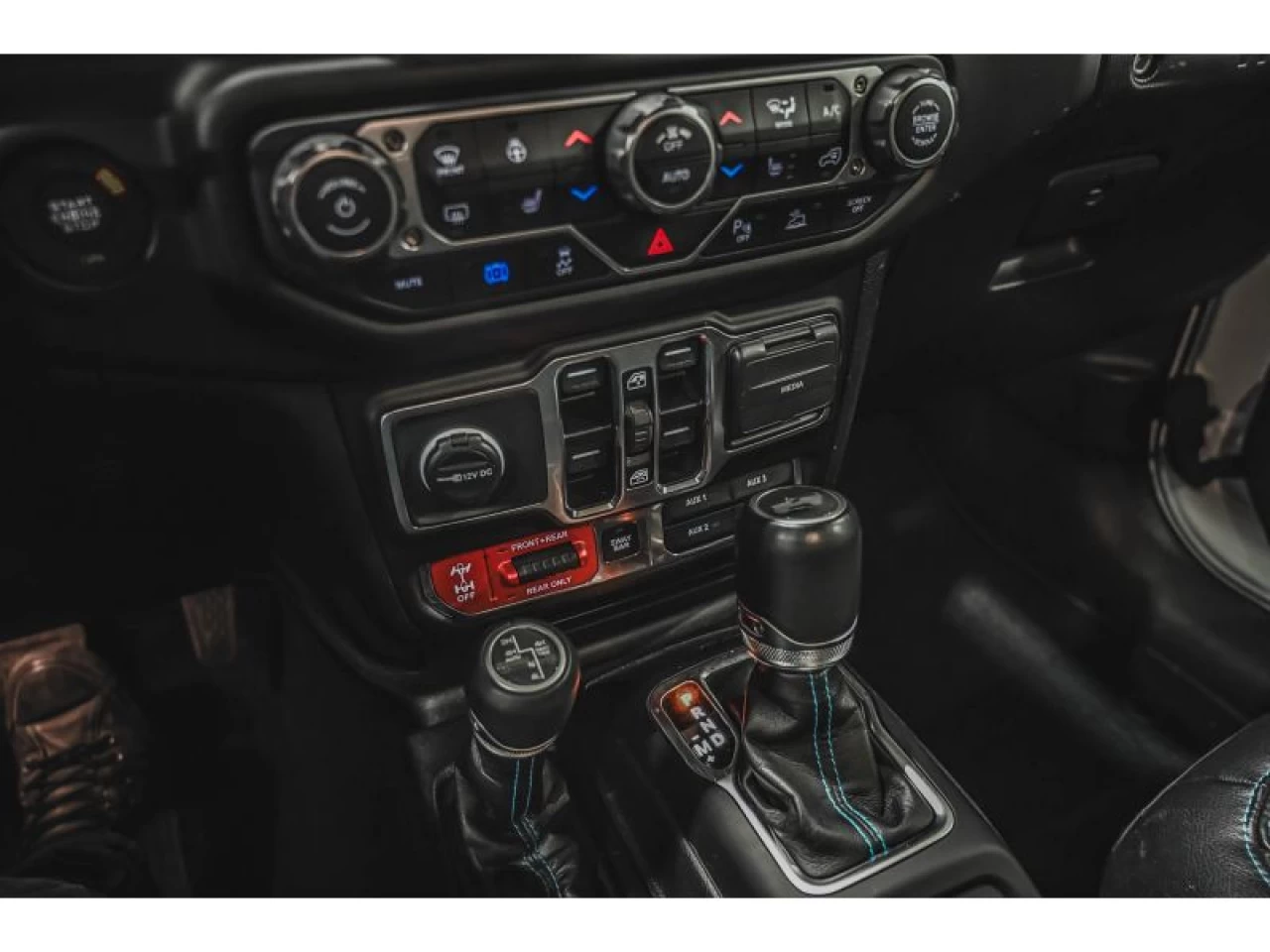 2023 Jeep Wrangler 4XE Rubicon CUIR GROUPE REMORQUAGE Image principale