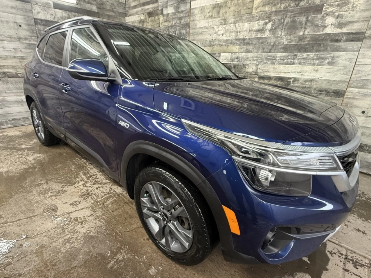 2023 Kia Seltos EX Awd cuir apple carplay Toit **approuvÉe 99,9%** Image principale