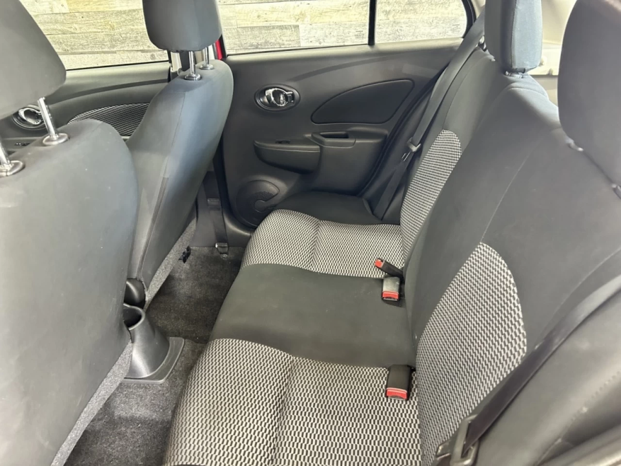 2017 Nissan Micra S AUTO A/C BLUETOOTH **APPROUVÉE 99,9%** Image principale