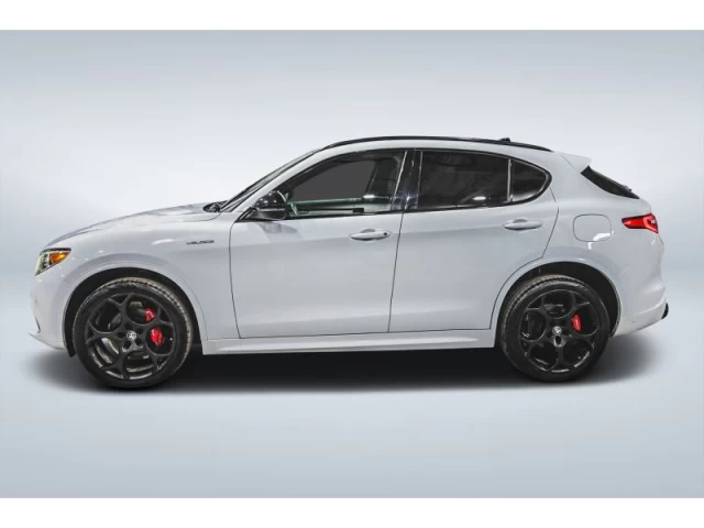 Alfa Romeo Stelvio Veloce AWD 2022