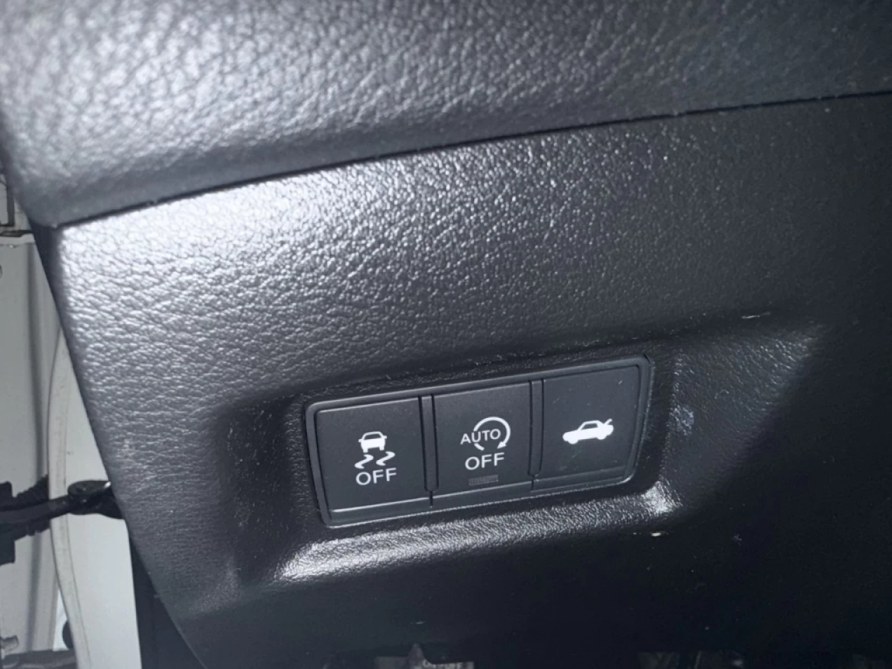 2018 Infiniti Q50 2.0t LUXE AWD CUIR TOIT NAV ** APPROUVÉ À 99.9% ** Image principale