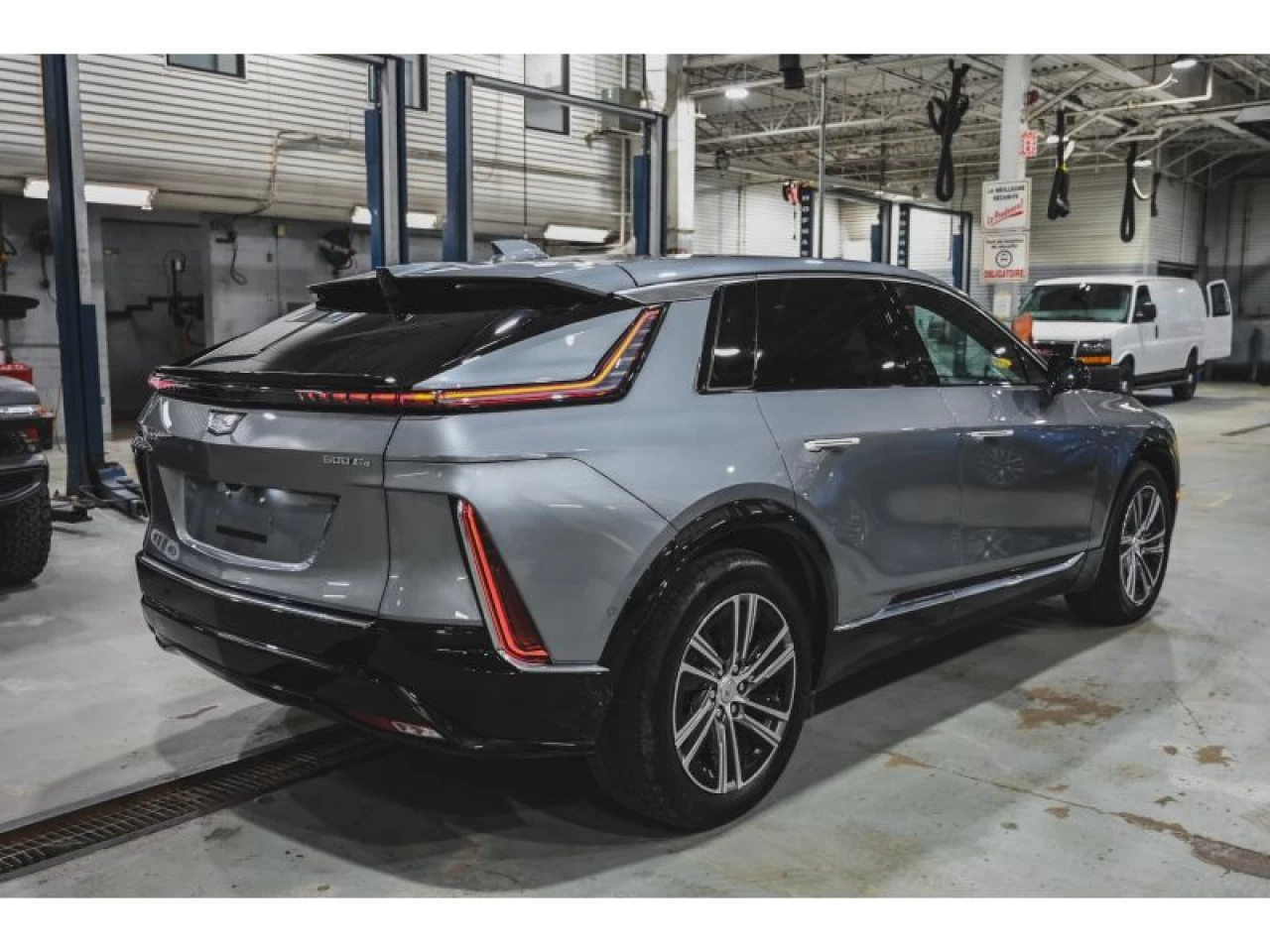 2024 Cadillac LYRIQ Luxury 2 AWD Image principale