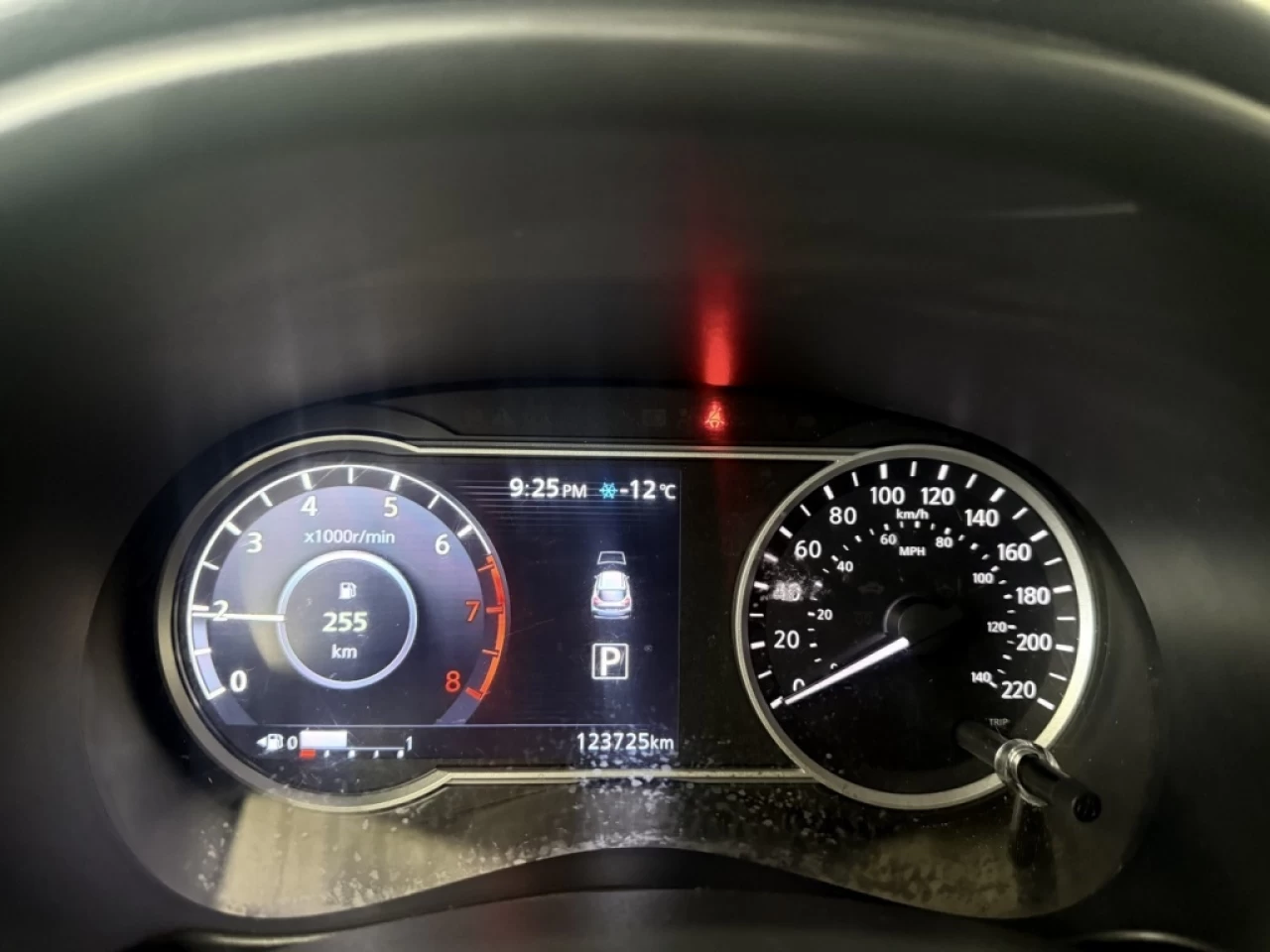 2019 Nissan Kicks SR AUTO CAM DE RECUL BLUETOOTH **APPROUVÉ À 99.9%* Image principale