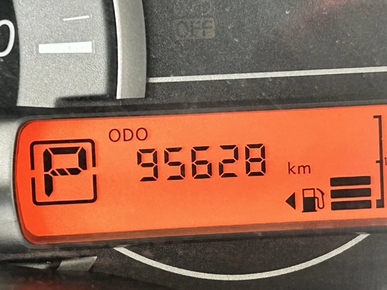 2017 Nissan Micra S AUTO A/C BLUETOOTH **APPROUVÉE 99,9%** Image principale