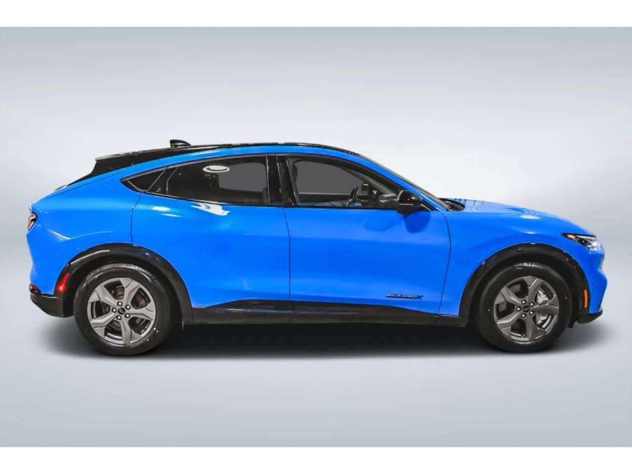 2024 Ford Mustang Mach-E Premium AWD LONGUE AUTONOMIE TOIT PANORAMIQUE Main Image