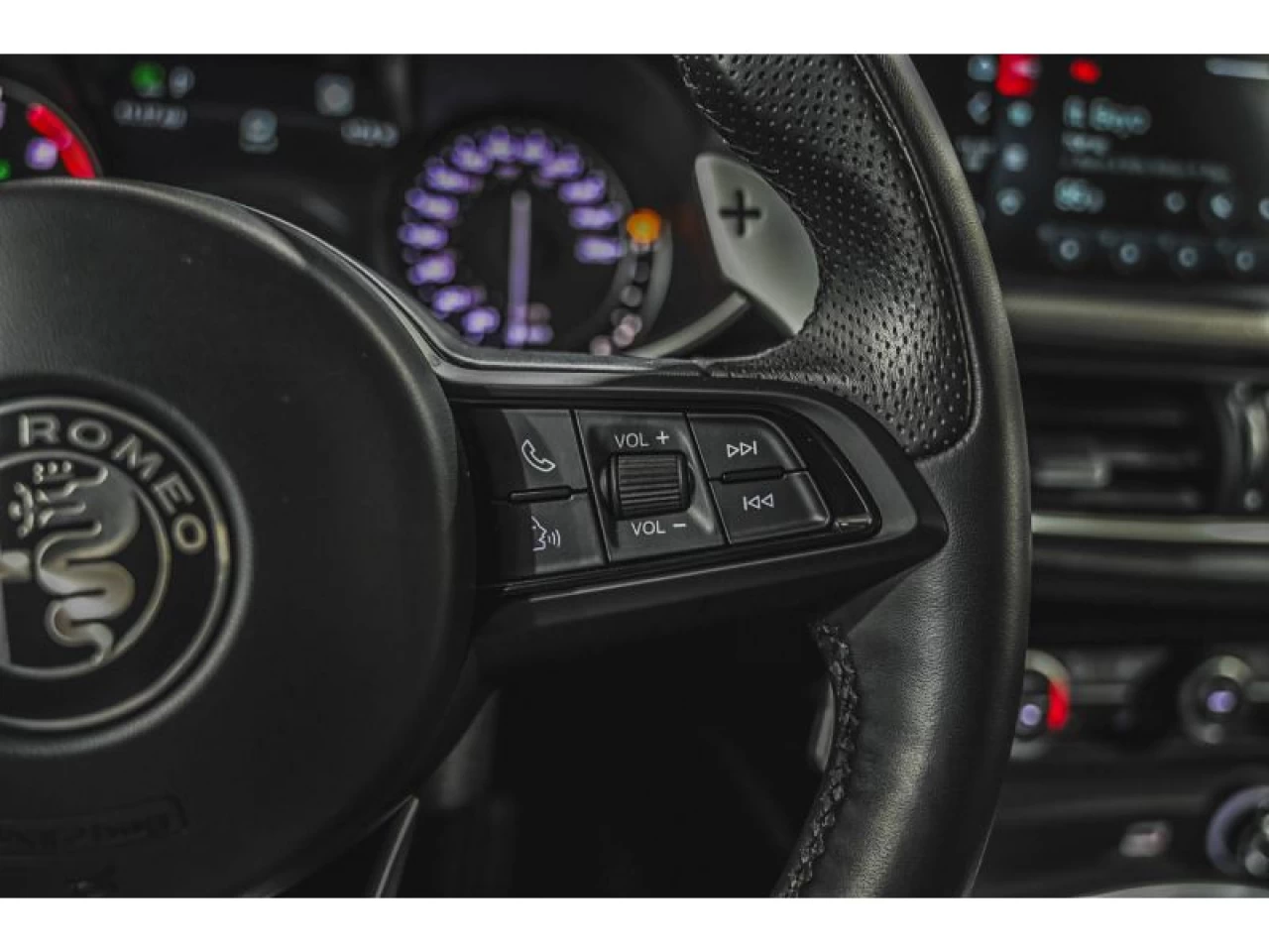 2022 Alfa Romeo Stelvio Veloce AWD Main Image