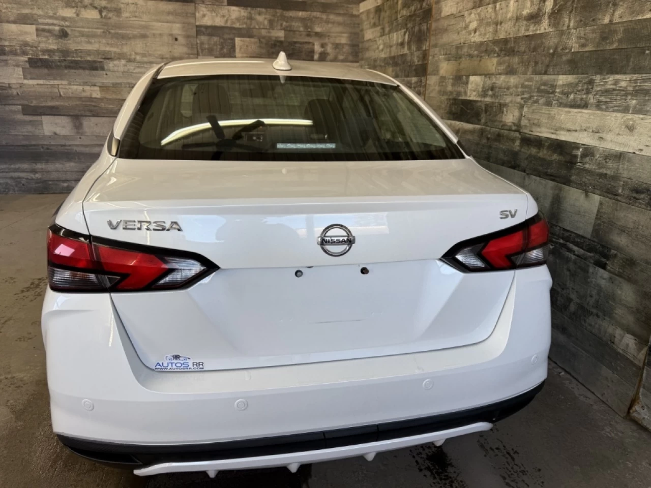 2021 Nissan Versa SV AUTO BLUETOOTH MAGS **APPROUVÉ À 99.9%** Image principale