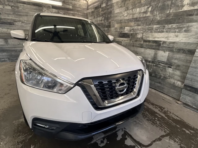Nissan Kicks SV BLUETOOTH MAGS **APPROUVÉ À 99.9%** 2018