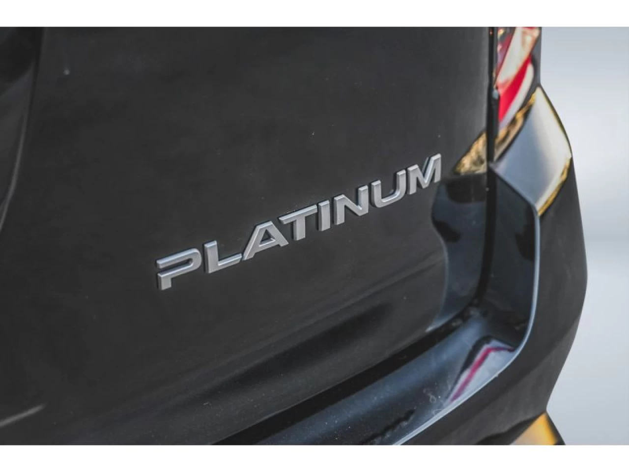 2025 Nissan Armada Platinum 4X4 FULL Image principale
