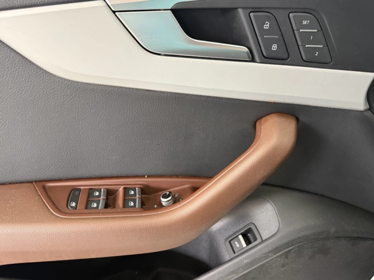 2019 Audi berline A4 Komfort Toit Cuir Sieges chauffant Bluetooth**Appr Image principale