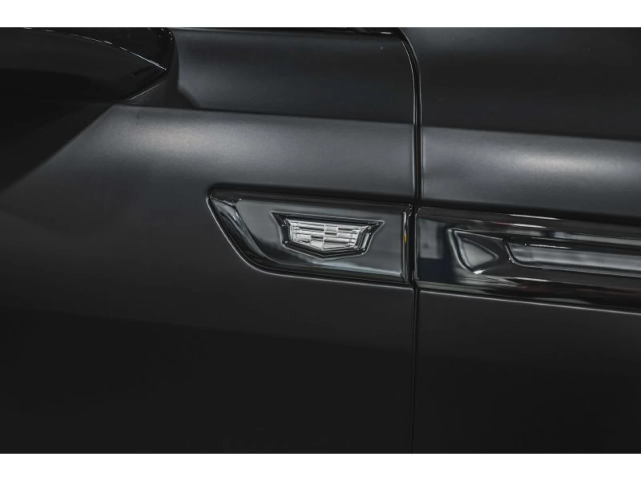2025 Cadillac Escalade AWD Sport 1 wrap satin valeur 10000$ Main Image