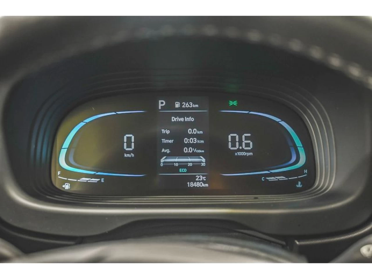 2025 Hyundai Venue Preferred IVT Main Image