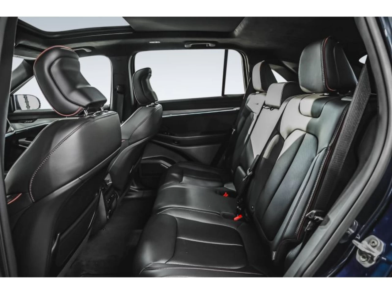 2024 Jeep Wagoneer Launch Edition AWD Main Image