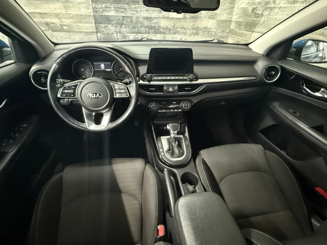 2021 Kia Forte EX Apple CarPlay, Toit, Bluetooth ** APPROUVÉ À 99 Image principale