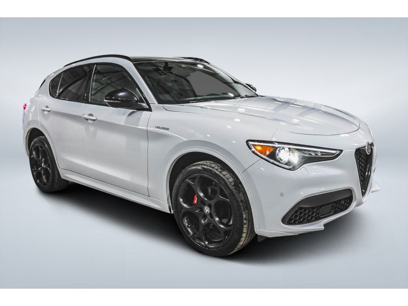 Alfa Romeo 2022 Stelvio Veloce AWD