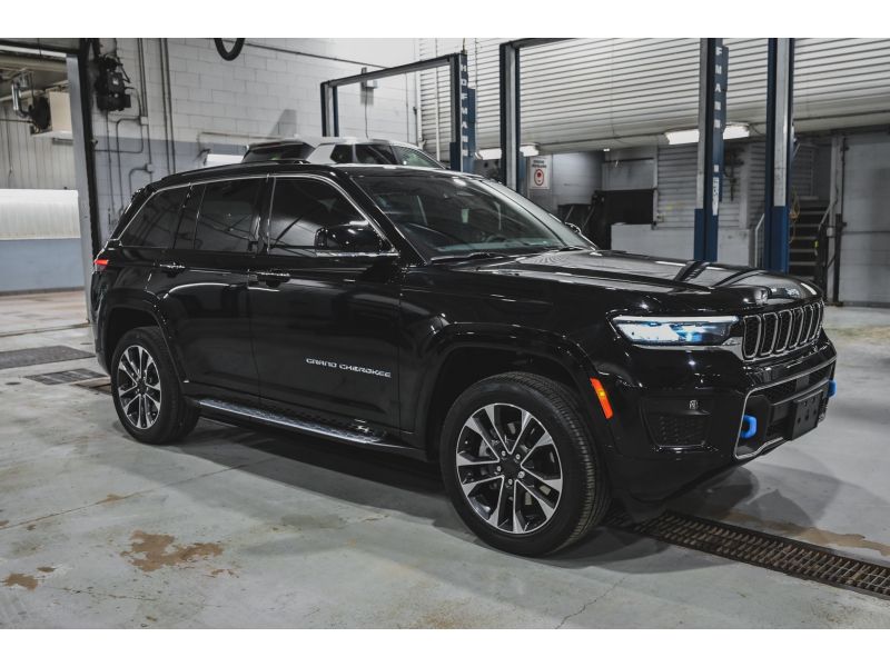 Jeep 2023 Grand Cherokee 4xe Overland 4X4